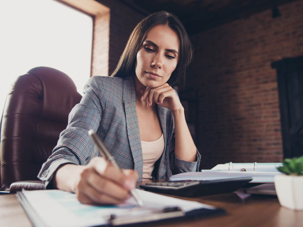 female-lawyer-document