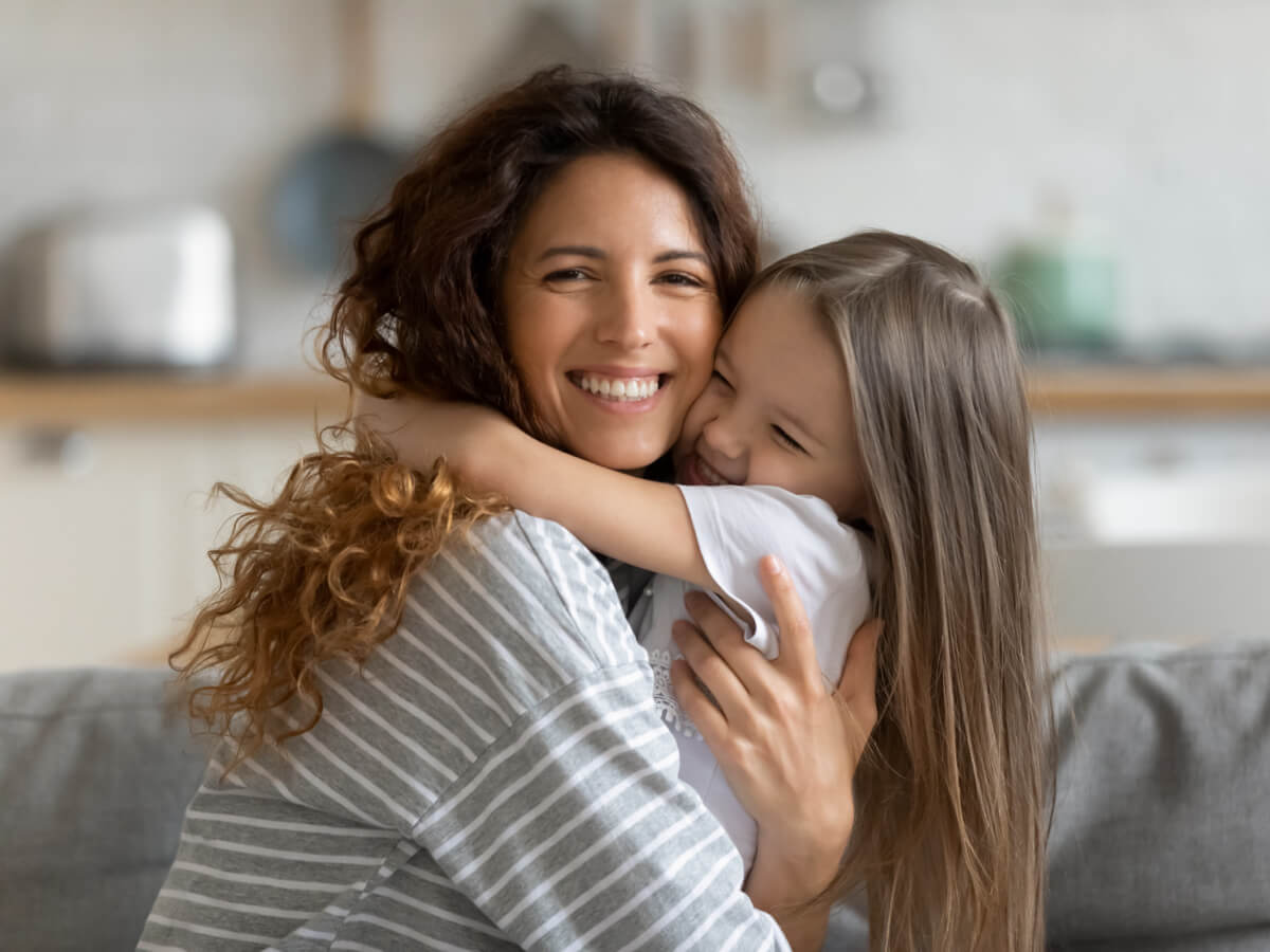 mother-daughter-hugging