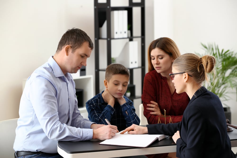 child-support-divorce-meeting