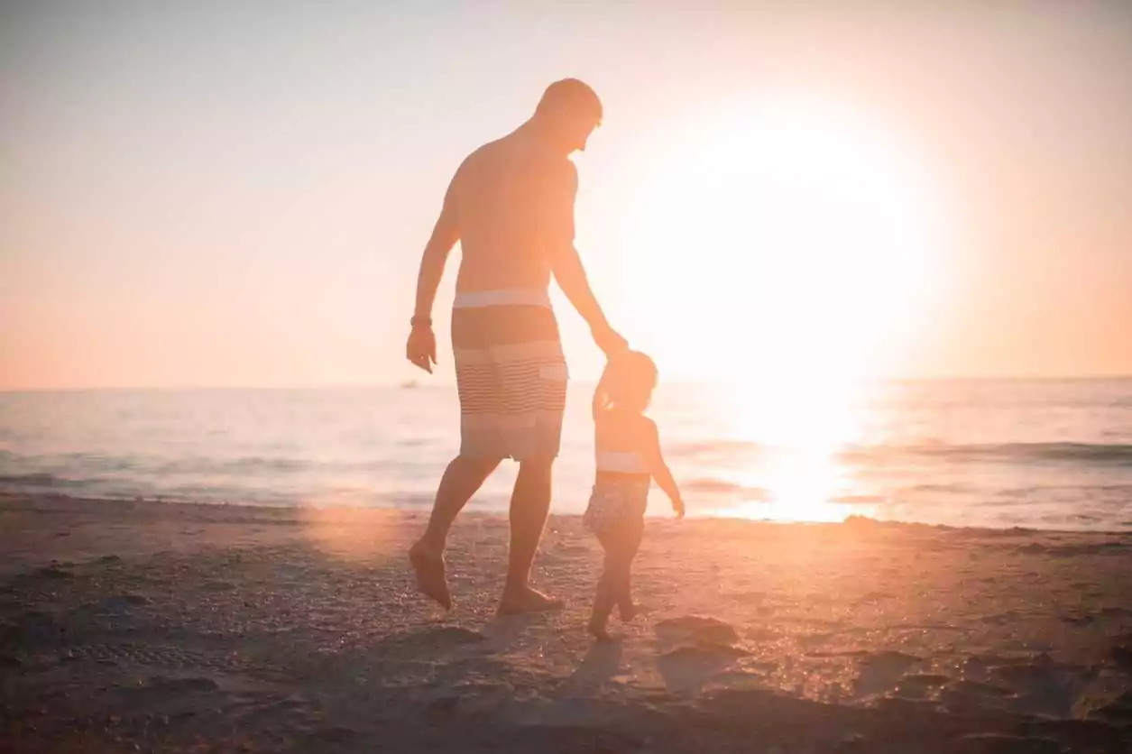 father-daughter-beach-n