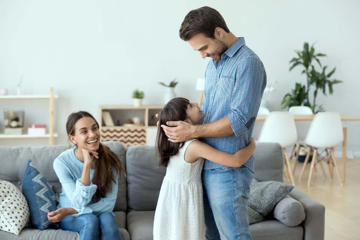 father-daughter-hugging
