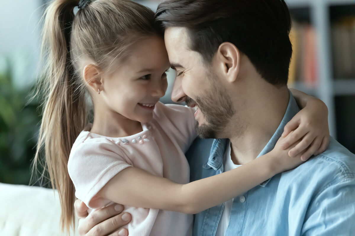 father-daughter-smiling