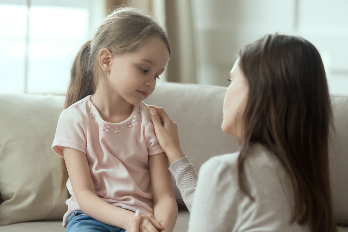 mother-daughter-sad